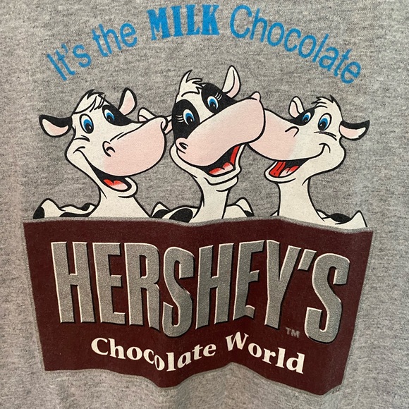 Vintage Hershey Chocolate World Tshirt - Picture 2 of 3